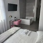 Dada Apartment *