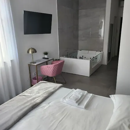 Dada Apartment *